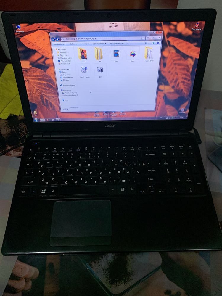 Ноутбук Acer e1-522 робочий