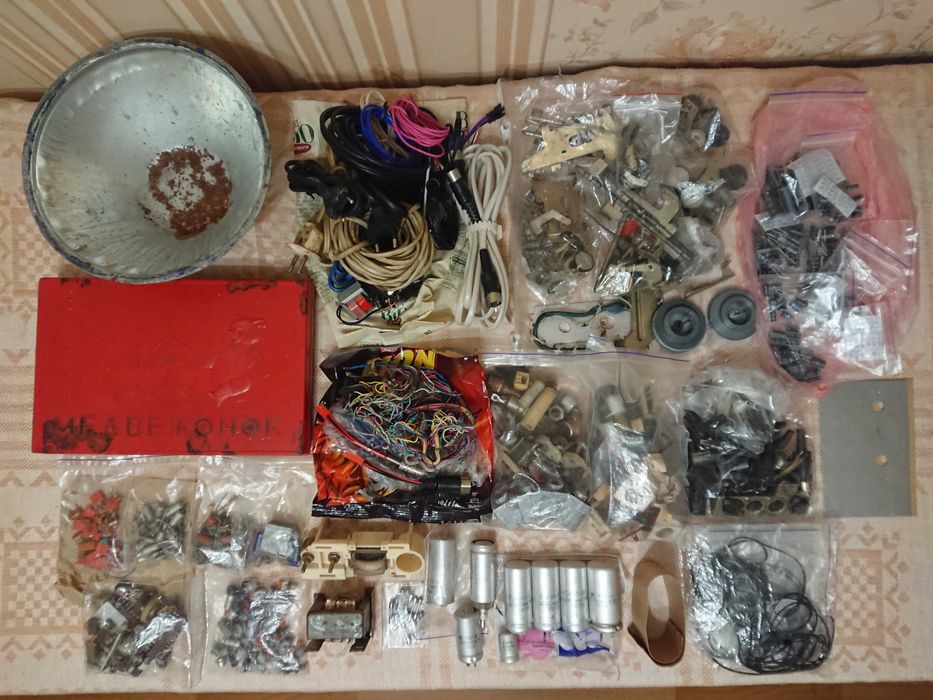 Запчасти радиодетали,разъёмы,шнуры,элем.ЛПМ,пассики,кондSamwha,др