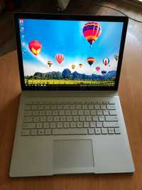 Microsoft Surface book Windows 10 pro/ i5/8gb/ssd 128