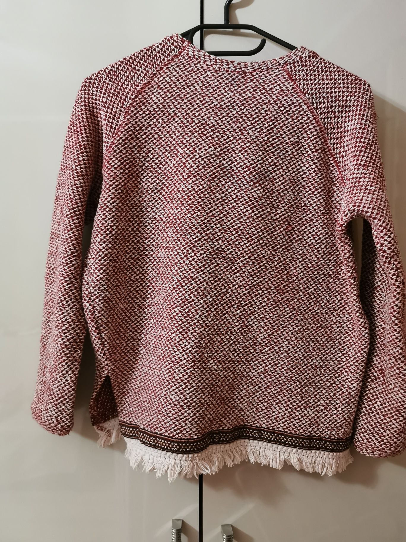 Sweter damski 38 M Bershka burgundowy biały frędzle młodzieżowy