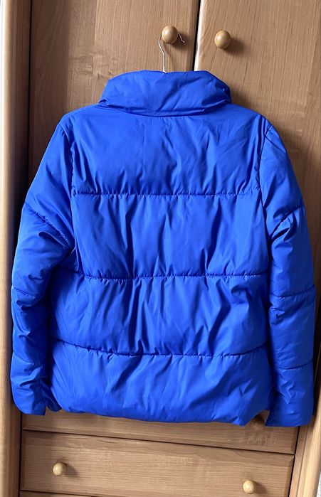 Продам зимнюю куртку