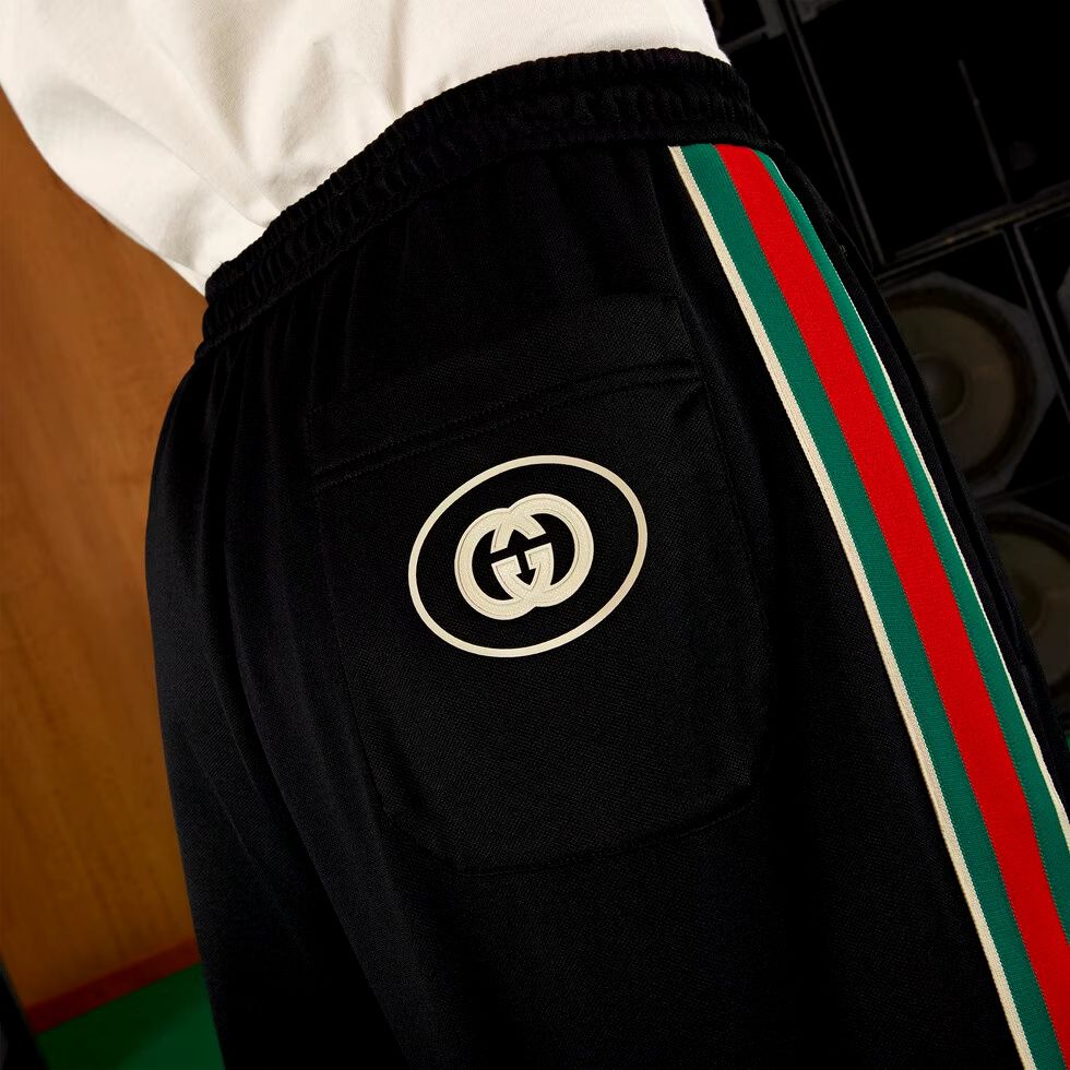 Gucci шорты  52р.