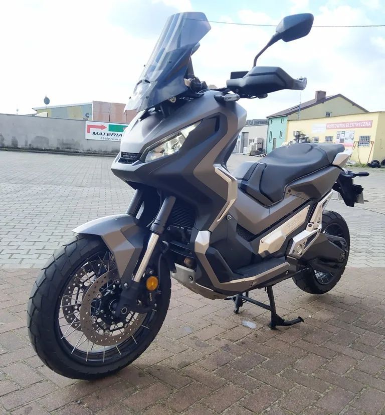 Honda X-ADV Honda X-ADV 750 A2 35 kw