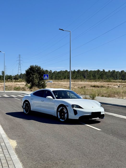 Porsche Taycan Turbo