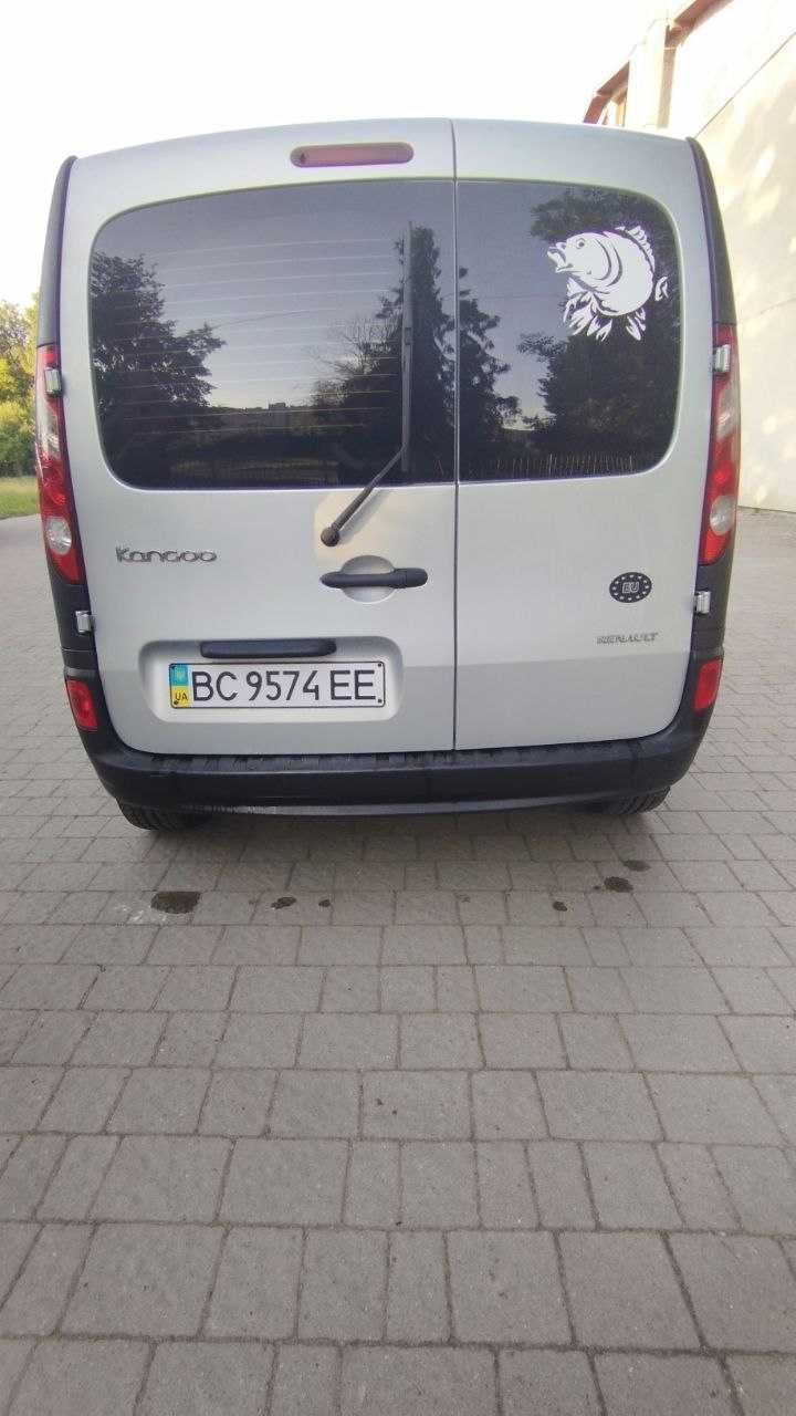 Renault Kangoo 2010 рік 1.5 dci