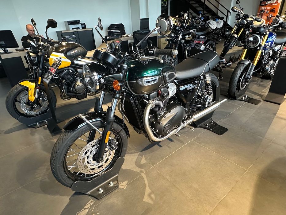 Triumph Bonneville T100. Ponadczasowe DNA Dostępny od ręki!