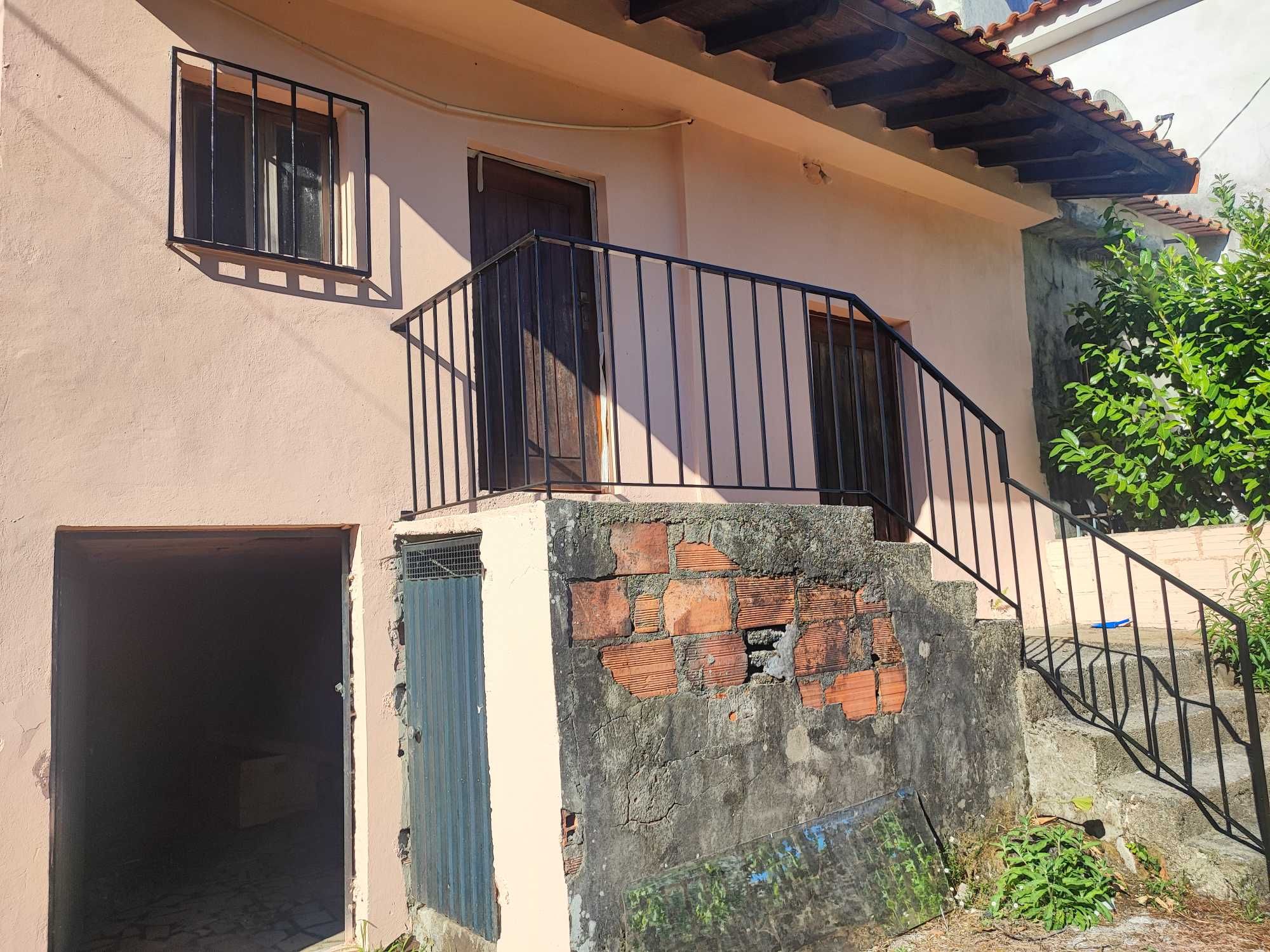 Moradia com Jardim e Poço – Boivães, Arcos de Valdevez