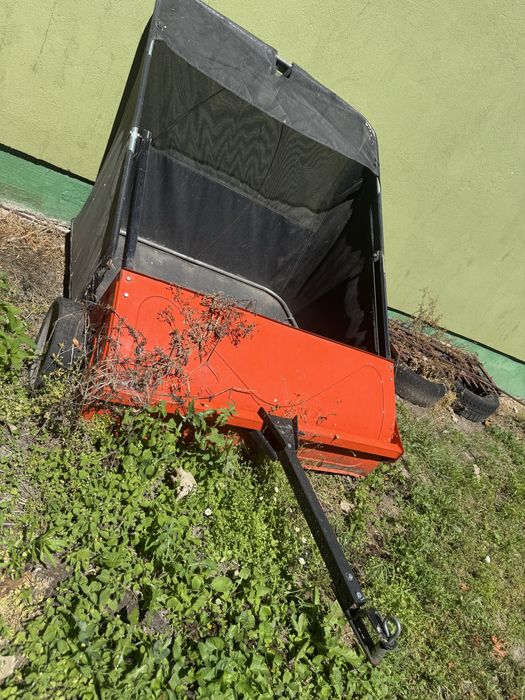 Zbieracz do liści trawy Husqvarna traktorek