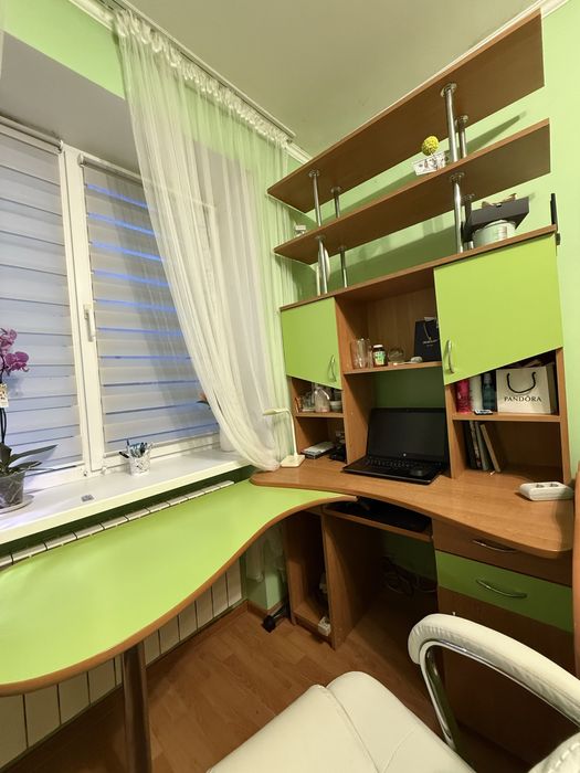 Компютерний стіл, комод, пенал