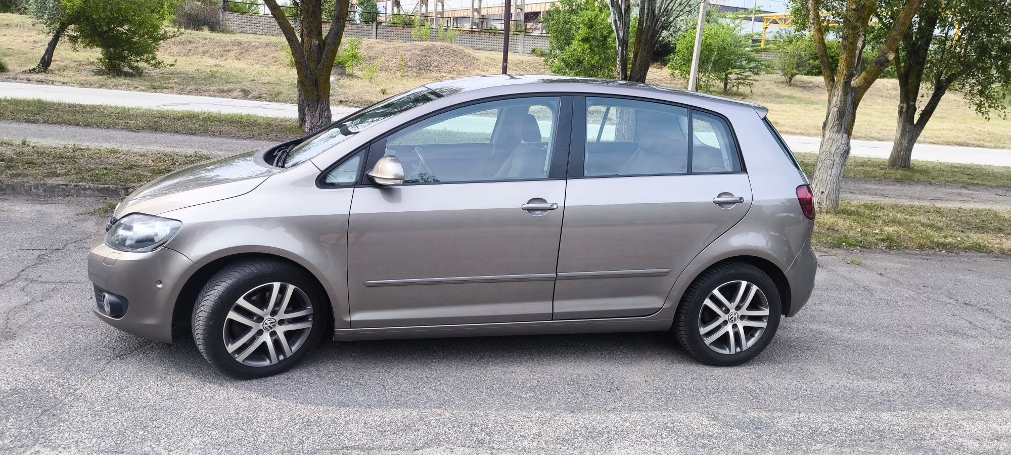 Продам Volkswagen golf plus