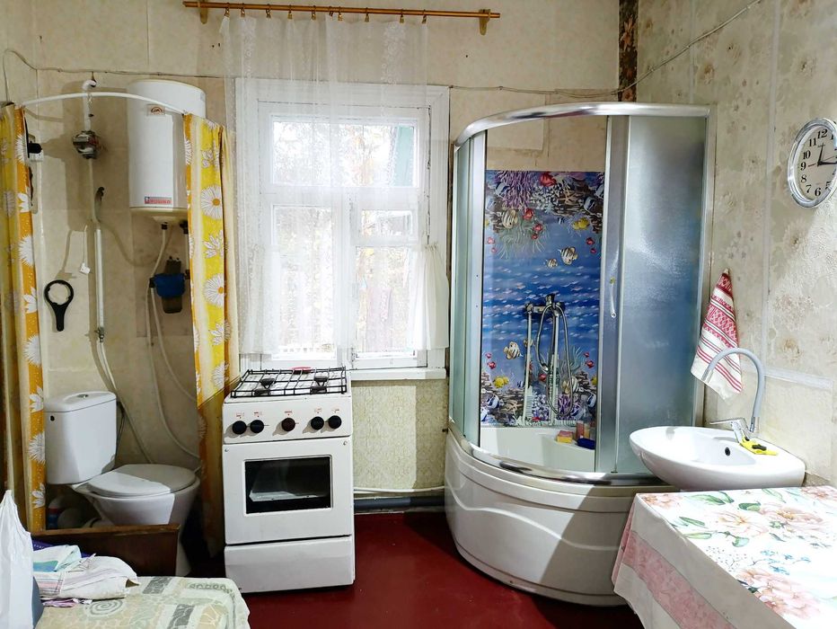 Сдам 2-ком квартиру пгт. Ворзель ул. Кленовая, паркоместо, газ, этаж 1