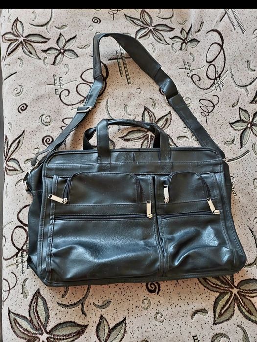 Портфель-сумка .