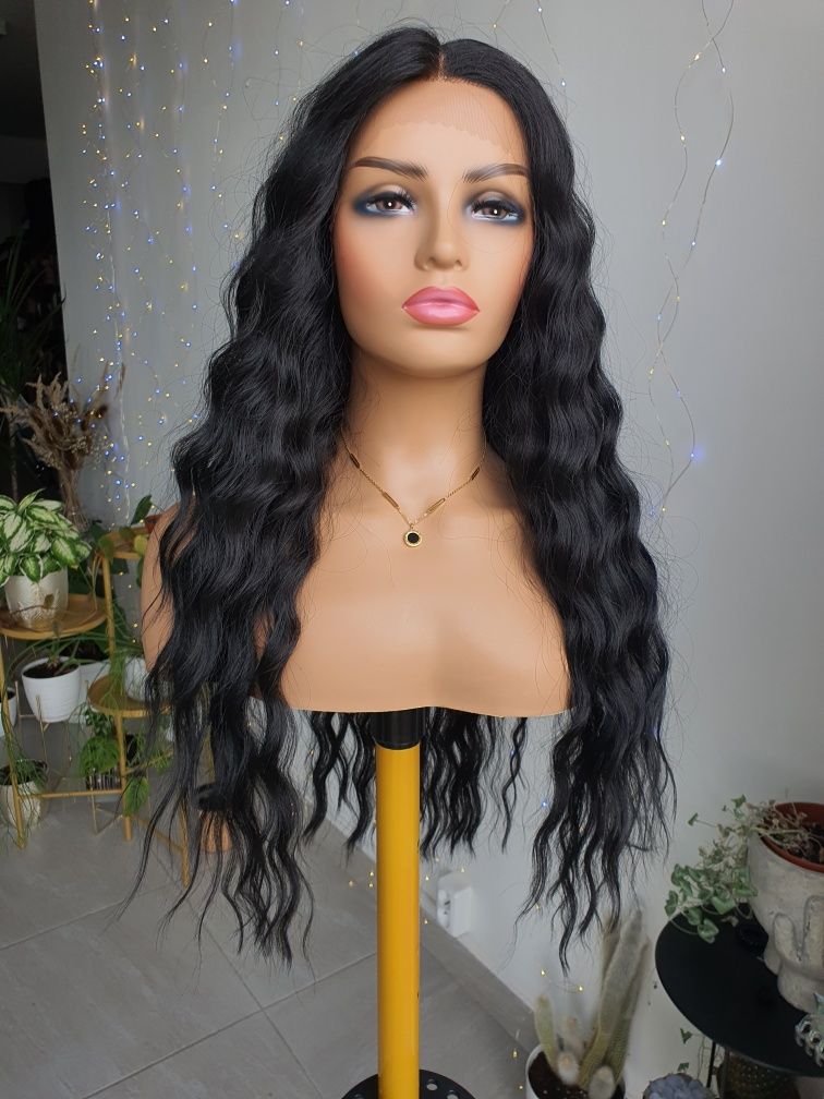 Czarna długa peruka fale loki 70 cm lace front Kaja naturlana fryzura