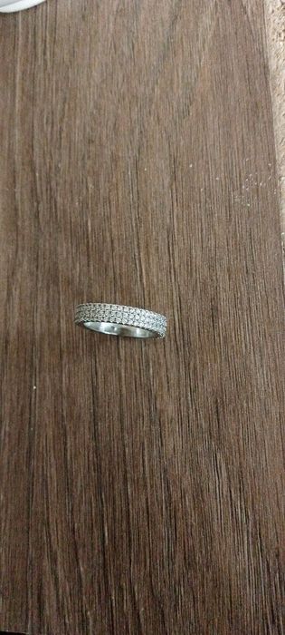 Продам каблучку розмір 18 срібна