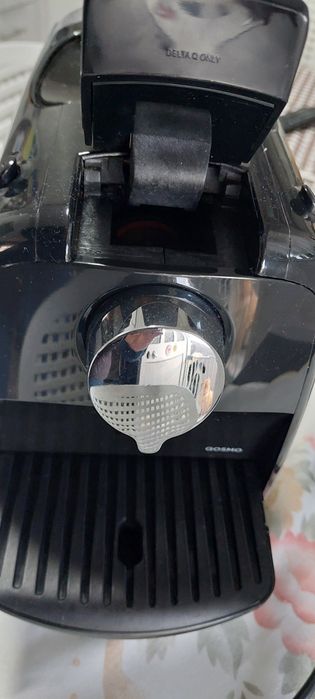 Vendo maquina de café delta q a cápsulas a trabalhar bem