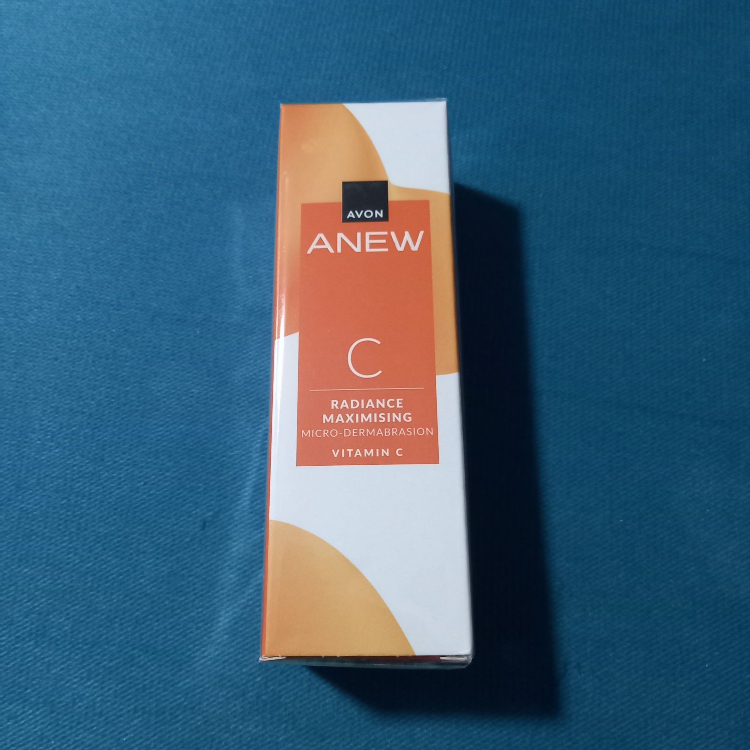 Avon Anew Radiance Maximising peeling rozświetlający z witaminą C