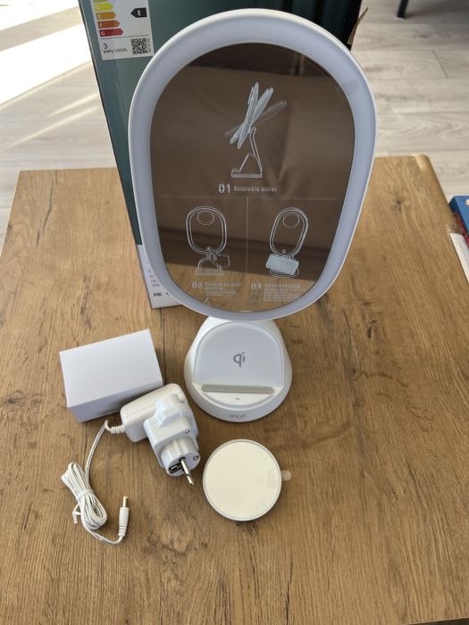 Nowe Duże podświetlane lustro do makijazu z funkcją ładowarki