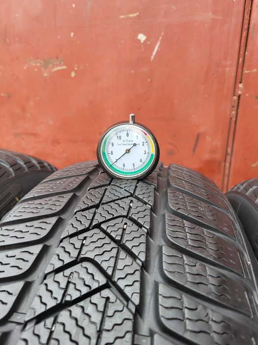 205/60/17 R17 Pirelli Sottozero 3 4шт ціна за 1шт шини зима