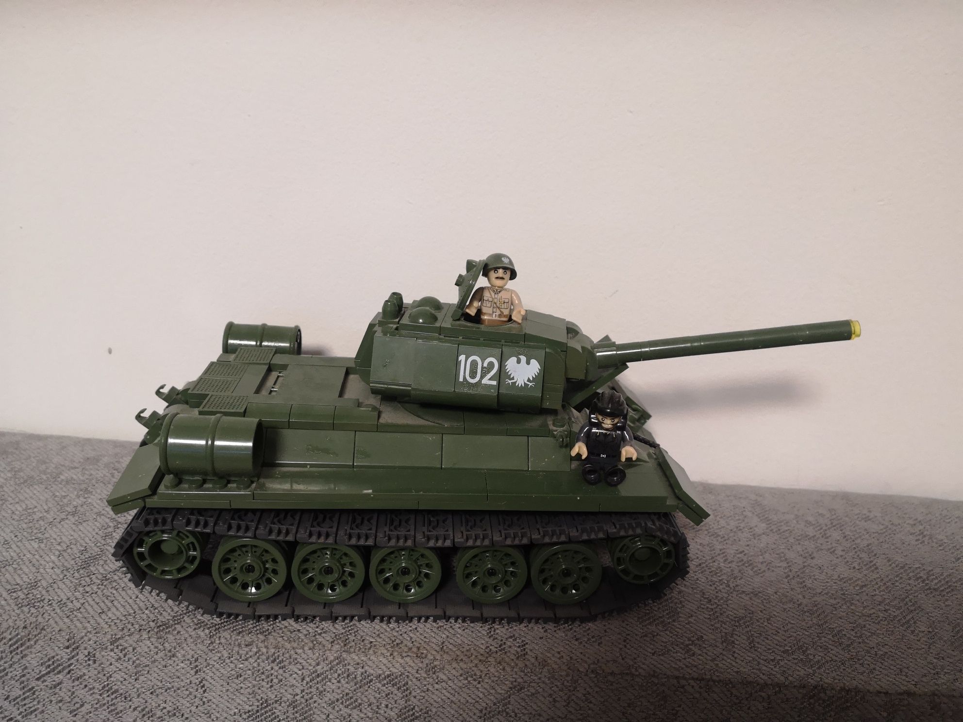 Czołg rudy 102 z Lego cobi