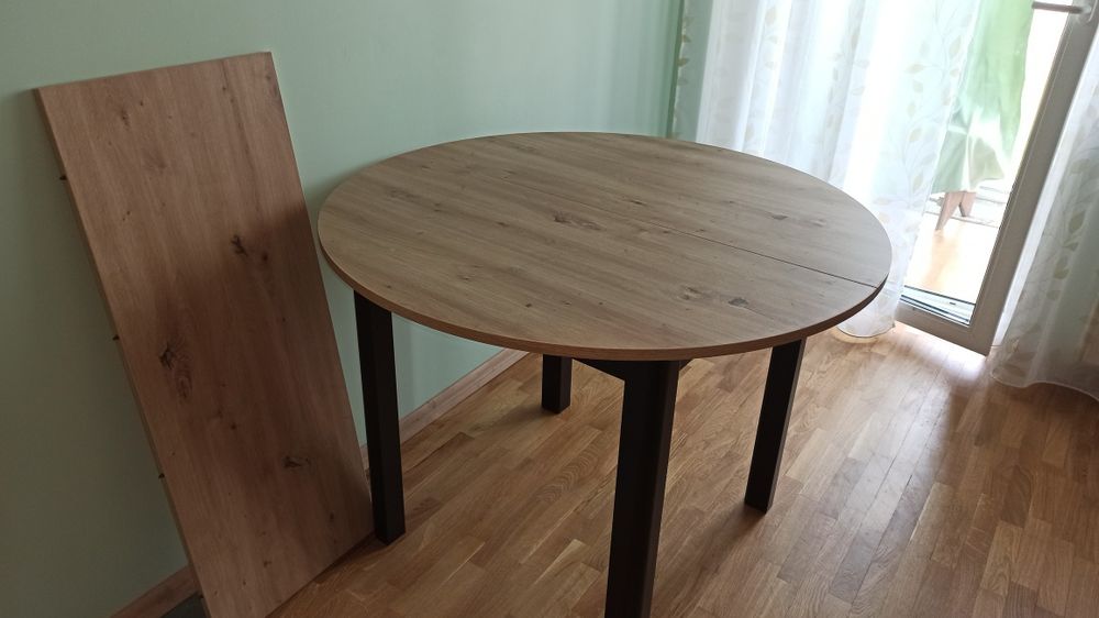 Стол обеденный Ringo Дуб 102(142)х102 см HALMAR