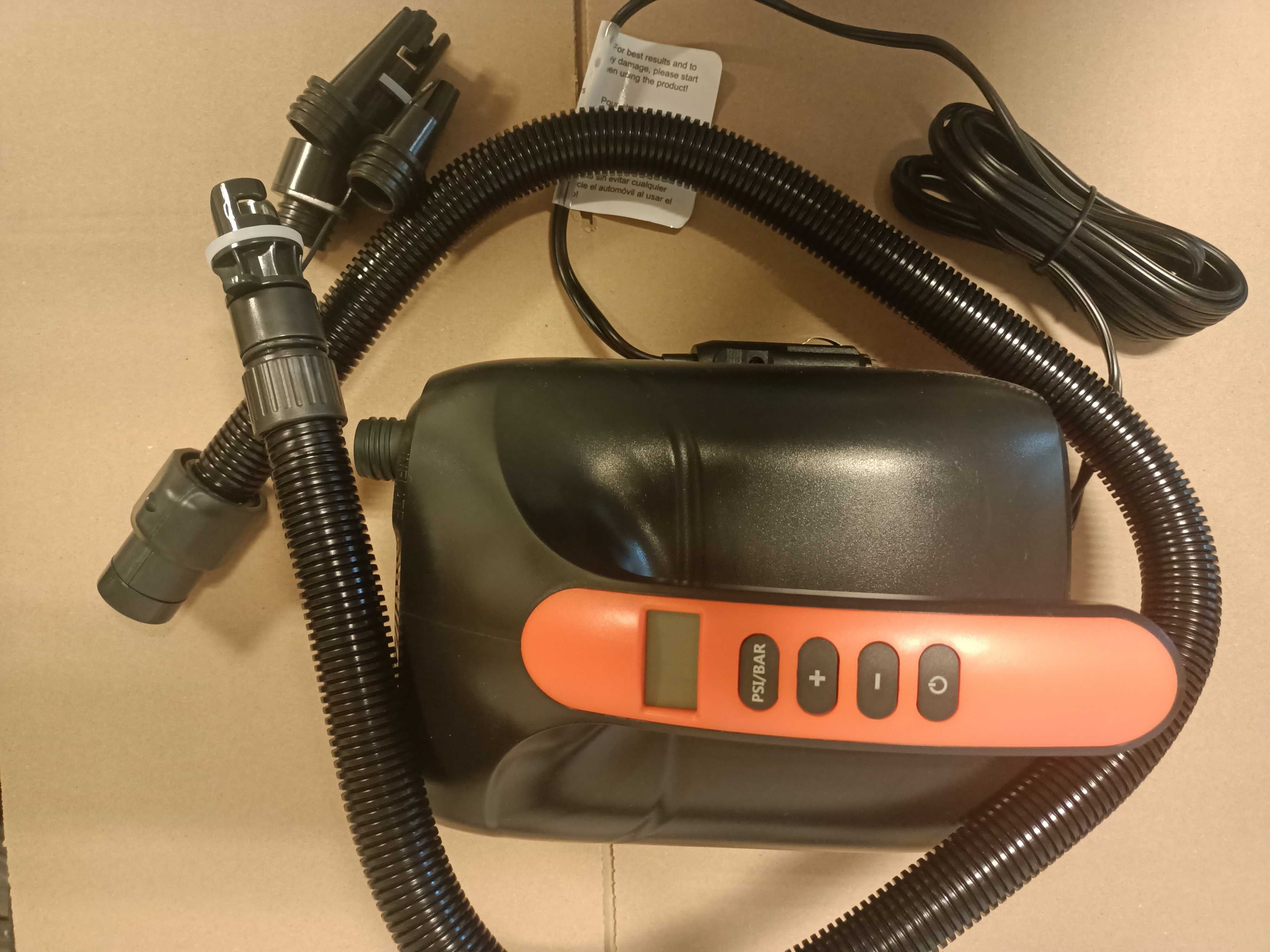 Pompka elektryczna 12V 20PSI do pontonu , deski SUP, materaca