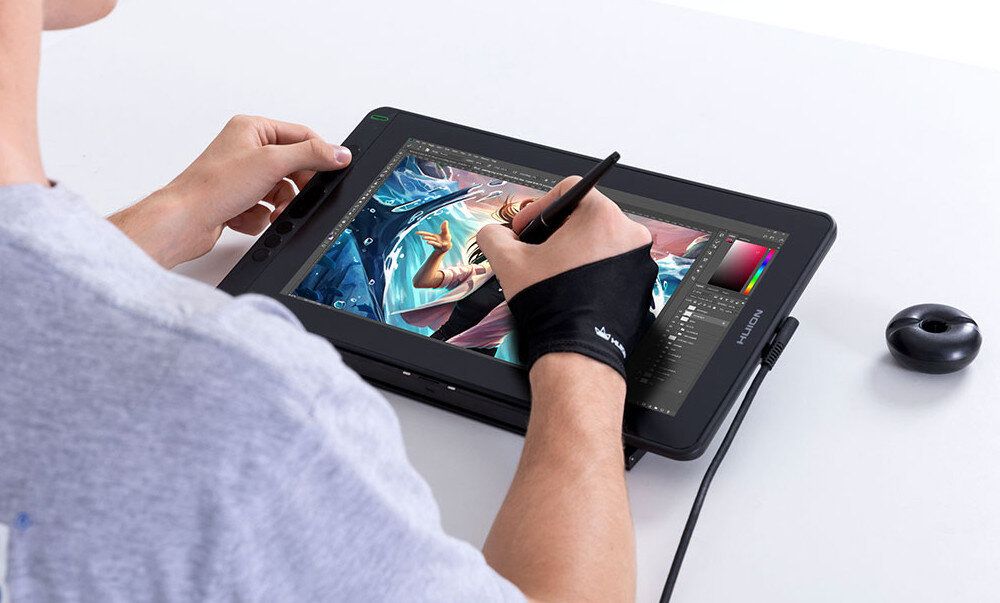 Nowy tablet graficzny 13.3" HUION Kamvas