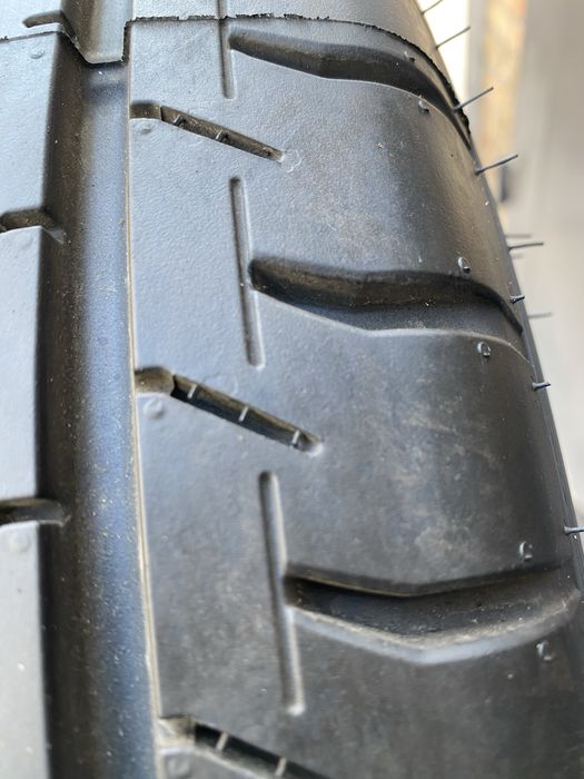 215/65 R16C Falken Linam 22г комплект  шин летних.