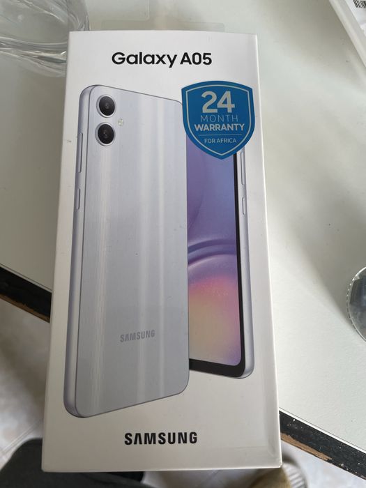 Samsung Novo,  sem uso, completamente novo