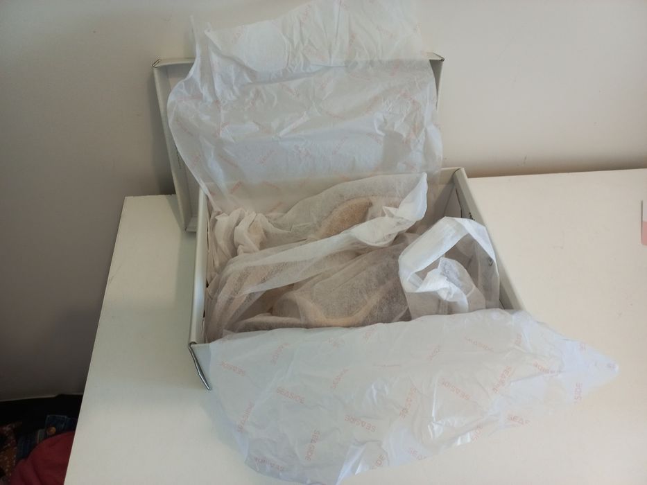 Vendo Sandálias nude