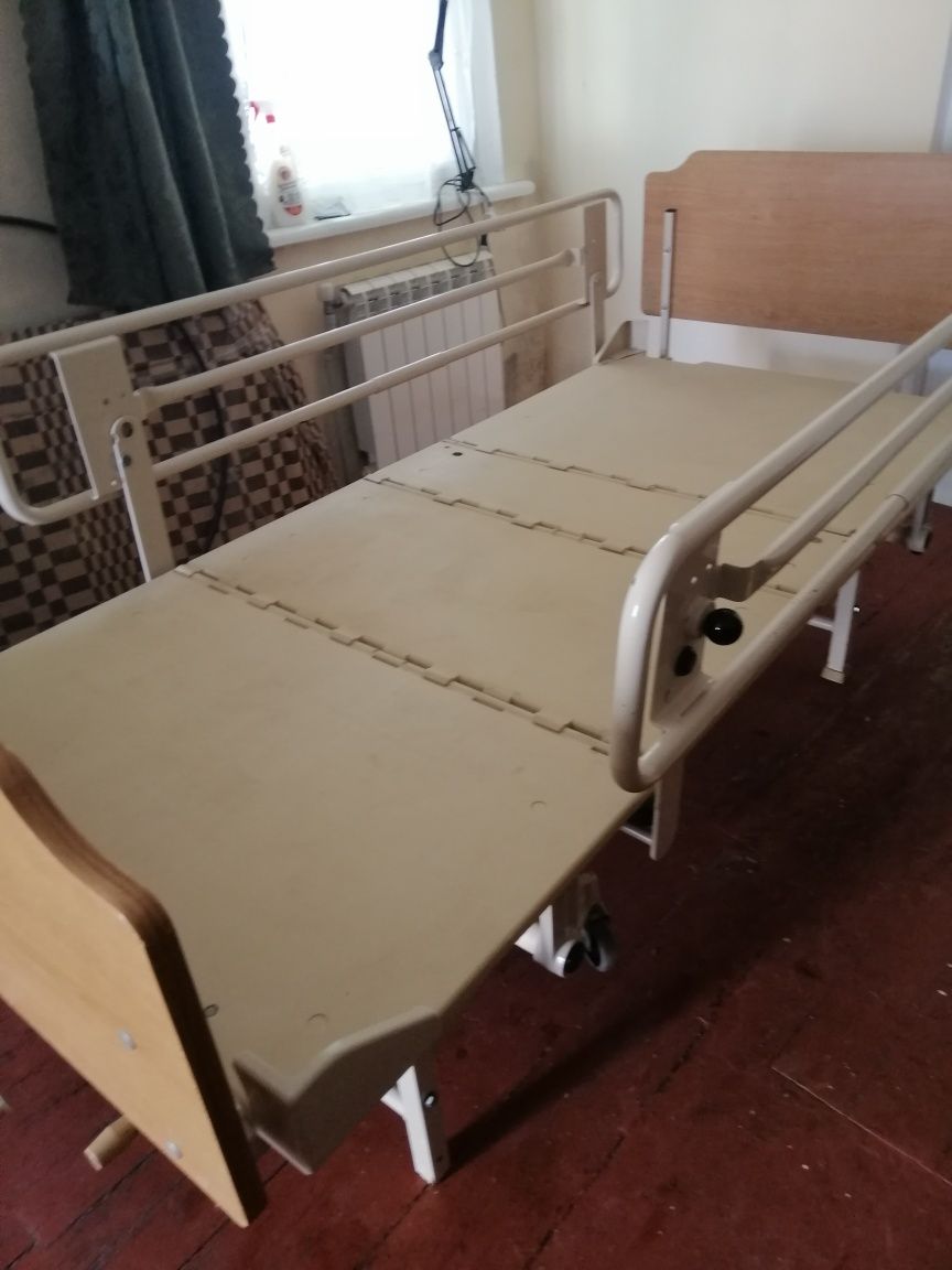 Продаю медицинскую кровать
