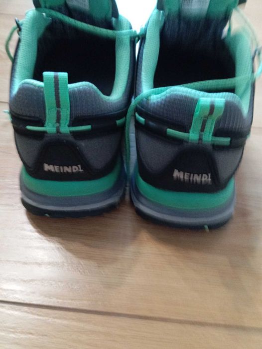 Жіночі туристичні кросівки Meindl Ontario GTX 40р 26 см