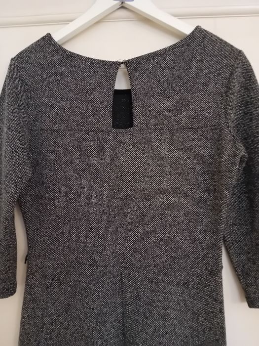 TAJFUN sukienka  w stanie idealnym  rozm. S