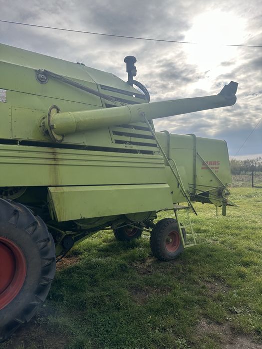 Комбайн Claas Merkator 70