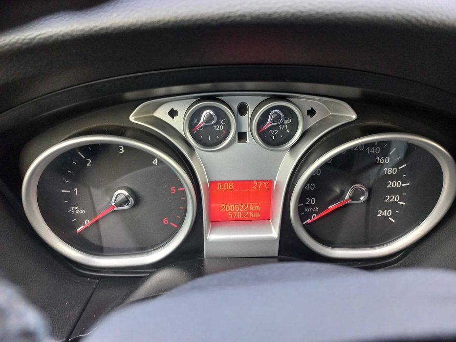 Ford focus sw titanium