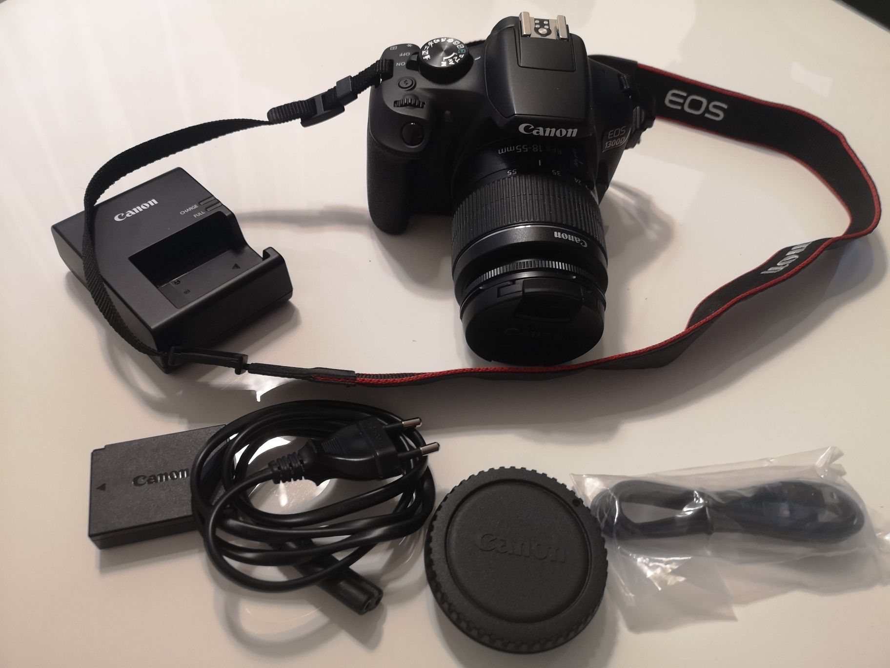 Aparat Canon EOS 1300D (W) lustrzanka cyfrowa