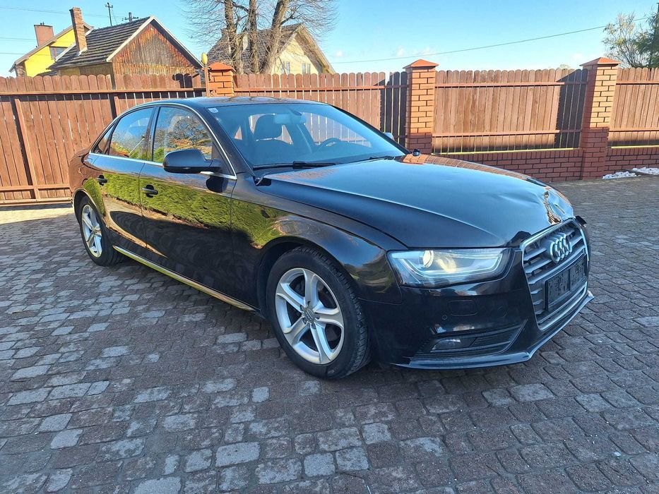 Audi A4 2.0 TDI 2012 Rok Uszkodzony