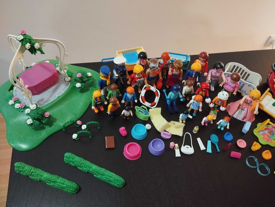 PLAYMOBIL - Várias figuras e cenários