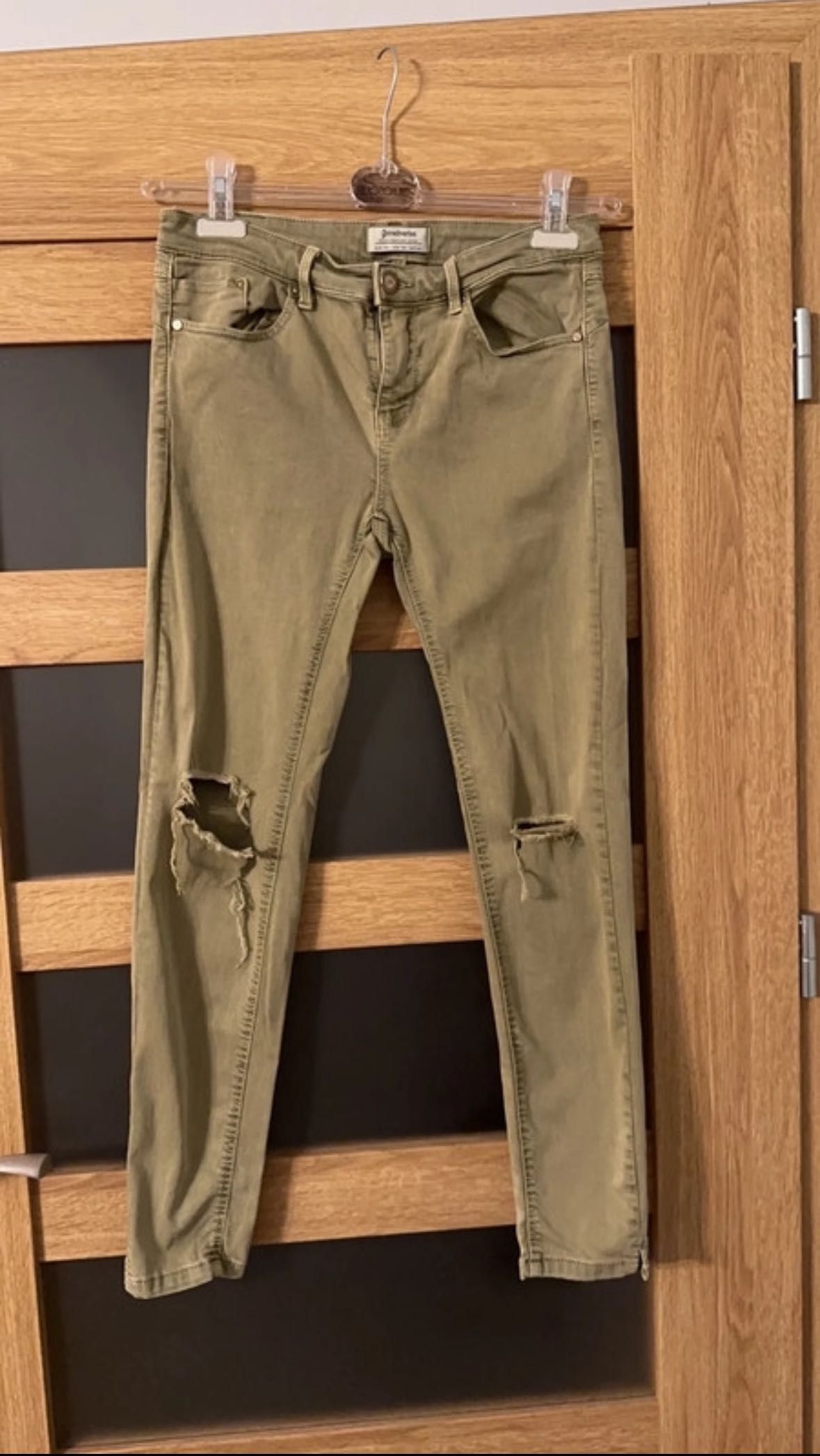 Spodnie rurki skinny przetarcia khaki