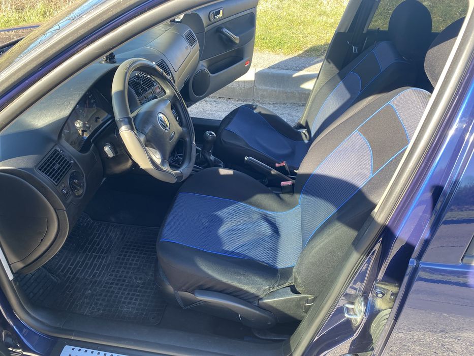 Volkswagen GOLF 4 2002 р.