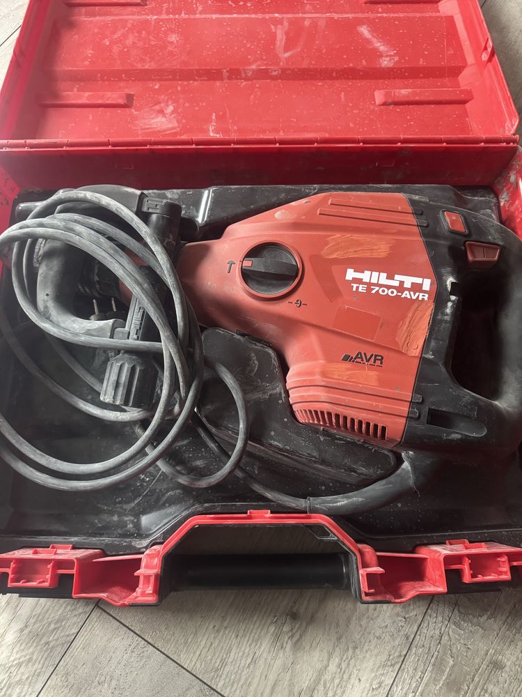Mlot hilti te 700