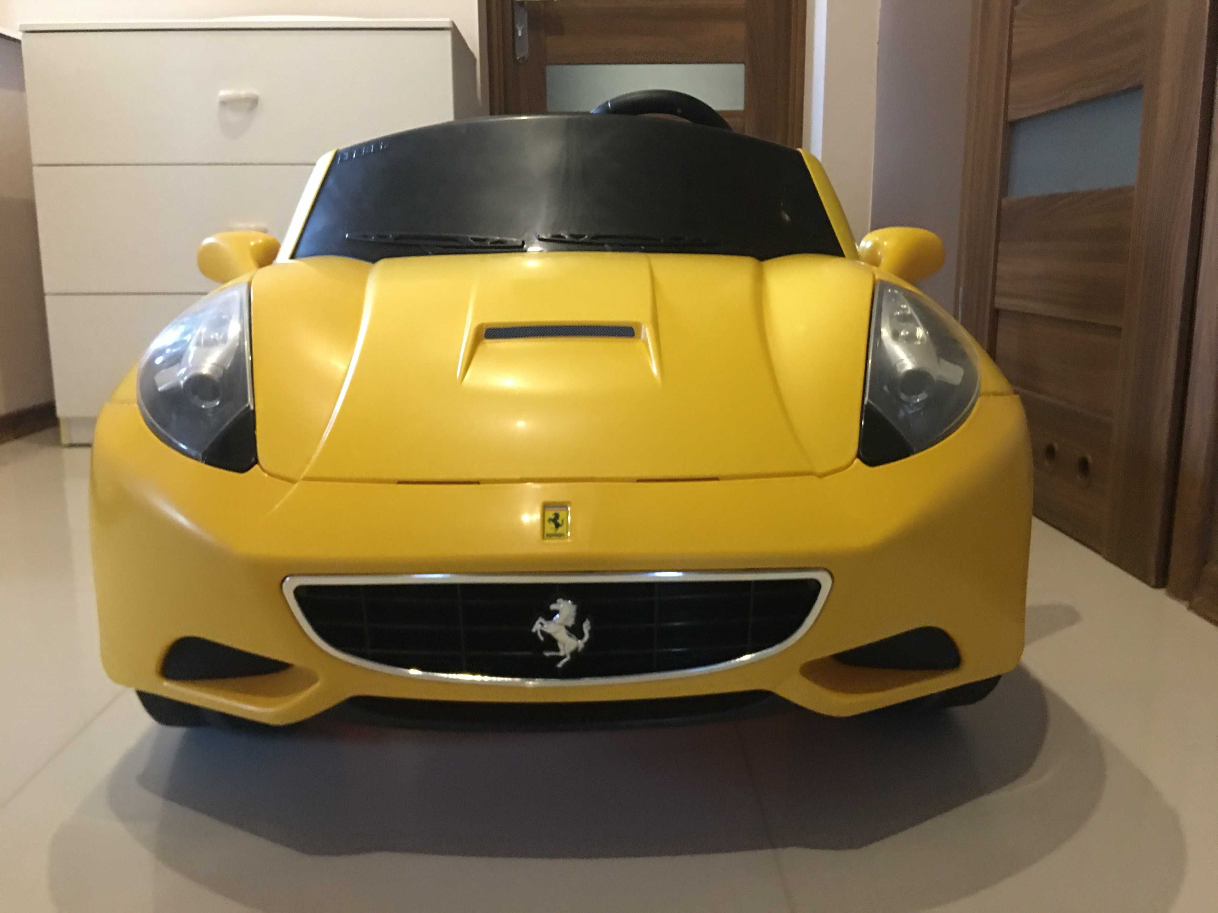 FEBER Ferrari California 12V dwumiejscowy