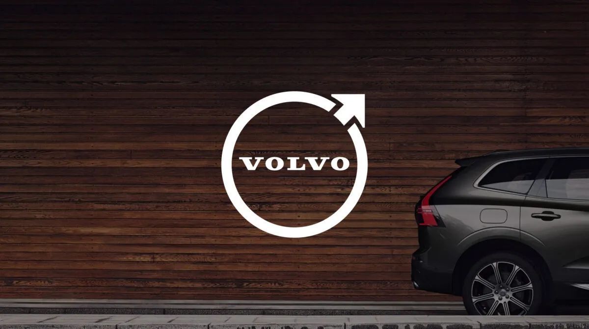 VOLVO S60 V60 S80 S90 V90 2,0 swiece zaplonowe OE 31673604
