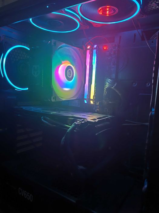 Vendo PC gaming Ryzen 7 5700x3d, AMD RX 6700