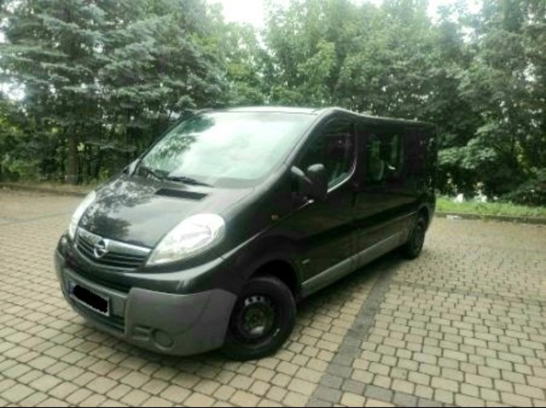 Opel Vivaro Long