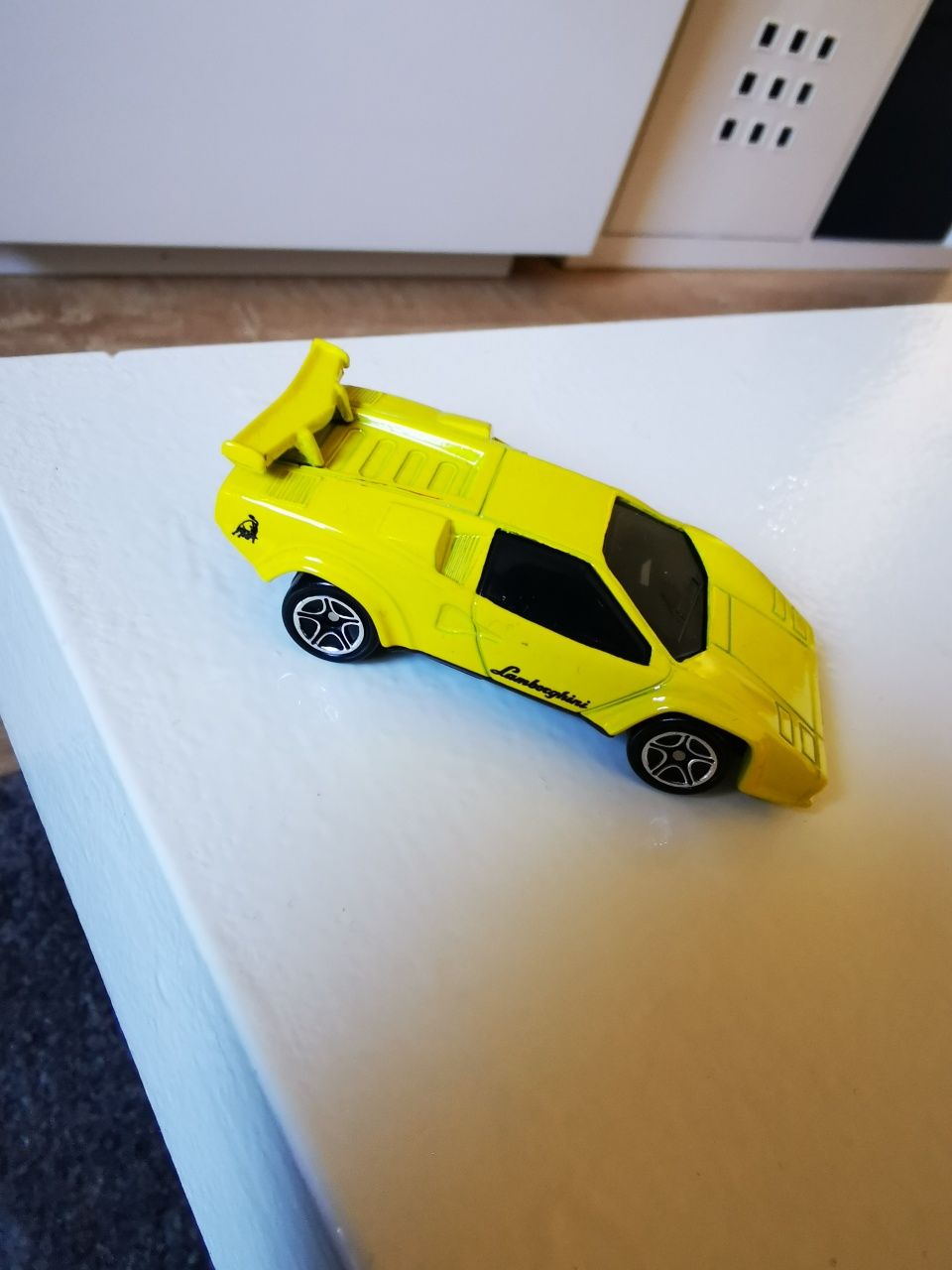 Lamborghini Countach LP500 S Escala 1/62