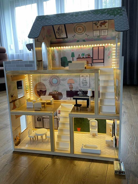 Domek dla lalek drewniany LULILO + mebelki 78cm oświetlenie LED boho