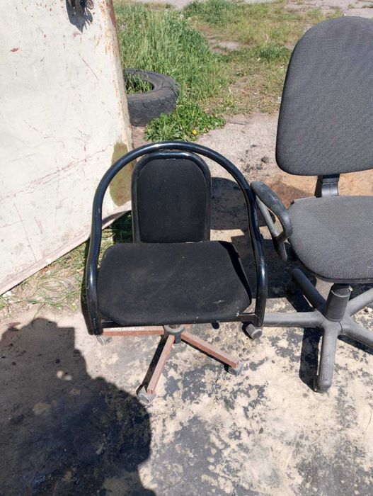 Продам Офисные кресла