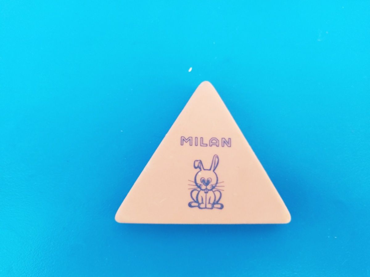Ластик треугольный Milan .