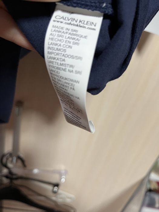Calvin Klein t-shirt r S granatowa koszulka z napisem dość luźna