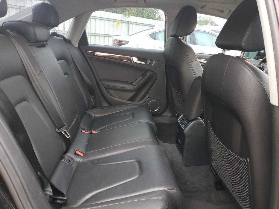 Audi A4 Premium Plus 2014 .